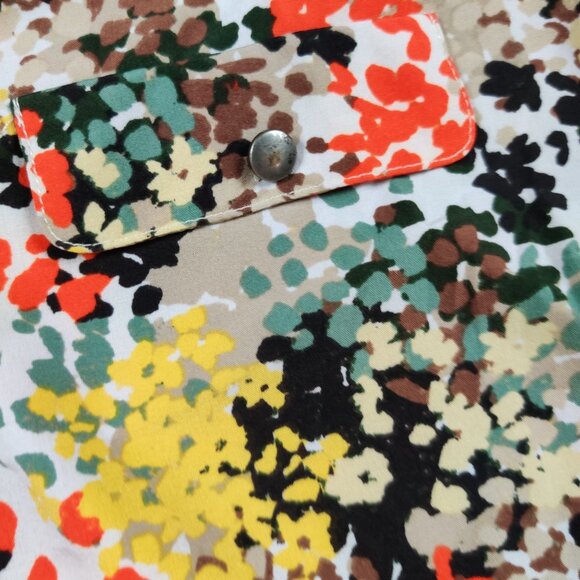 Laura Scott Womens Blouse Long Sleeve Button Shirt V Neck Abstract Floral sz M - Picture 9 of 10